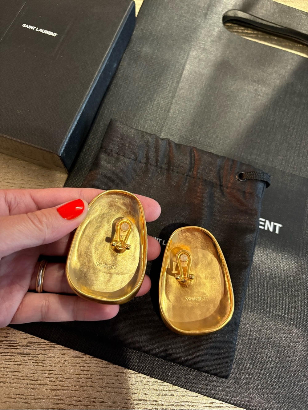 SAINT LAURENT Cabochon Clip-On Earrings Gold Tone Metal Green Resin Gemstone - Picture 6 of 16